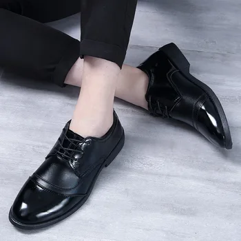 Кожаная обувь для мужчин Деловая одежда Повседневная обувь Мужская свадебная обувь Тренд Платье с острым носком Обувь Sapato Social Masculino Zapatos 2